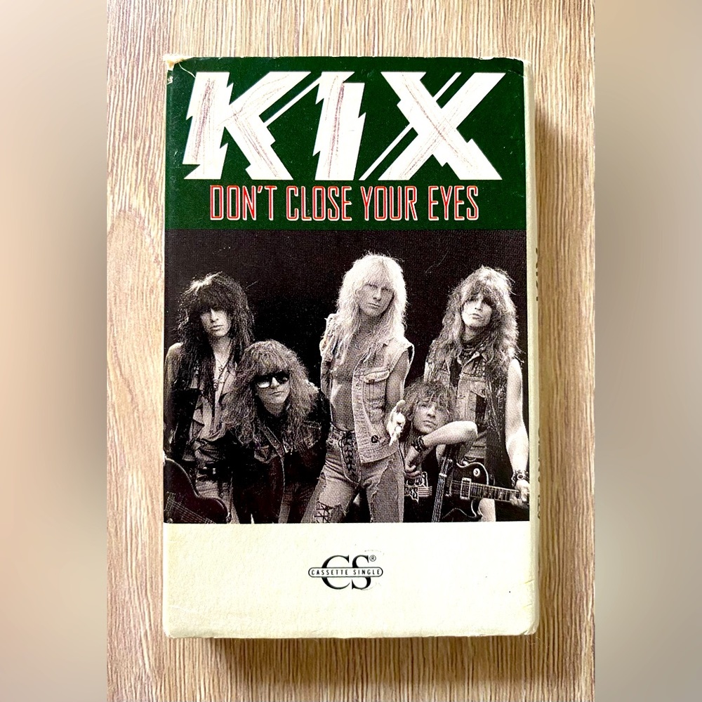 Kix "Don't Close Your Eyes" Cassette Single Atlantic Records VG Condition!!!